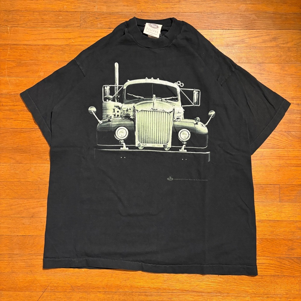 Vintage 90s Mack Trucks B-61 T-Shirt Mens XL Black Semi Truck Big Rig Tee